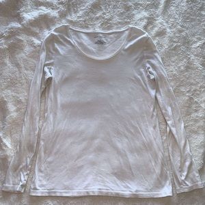 White long sleeve tee